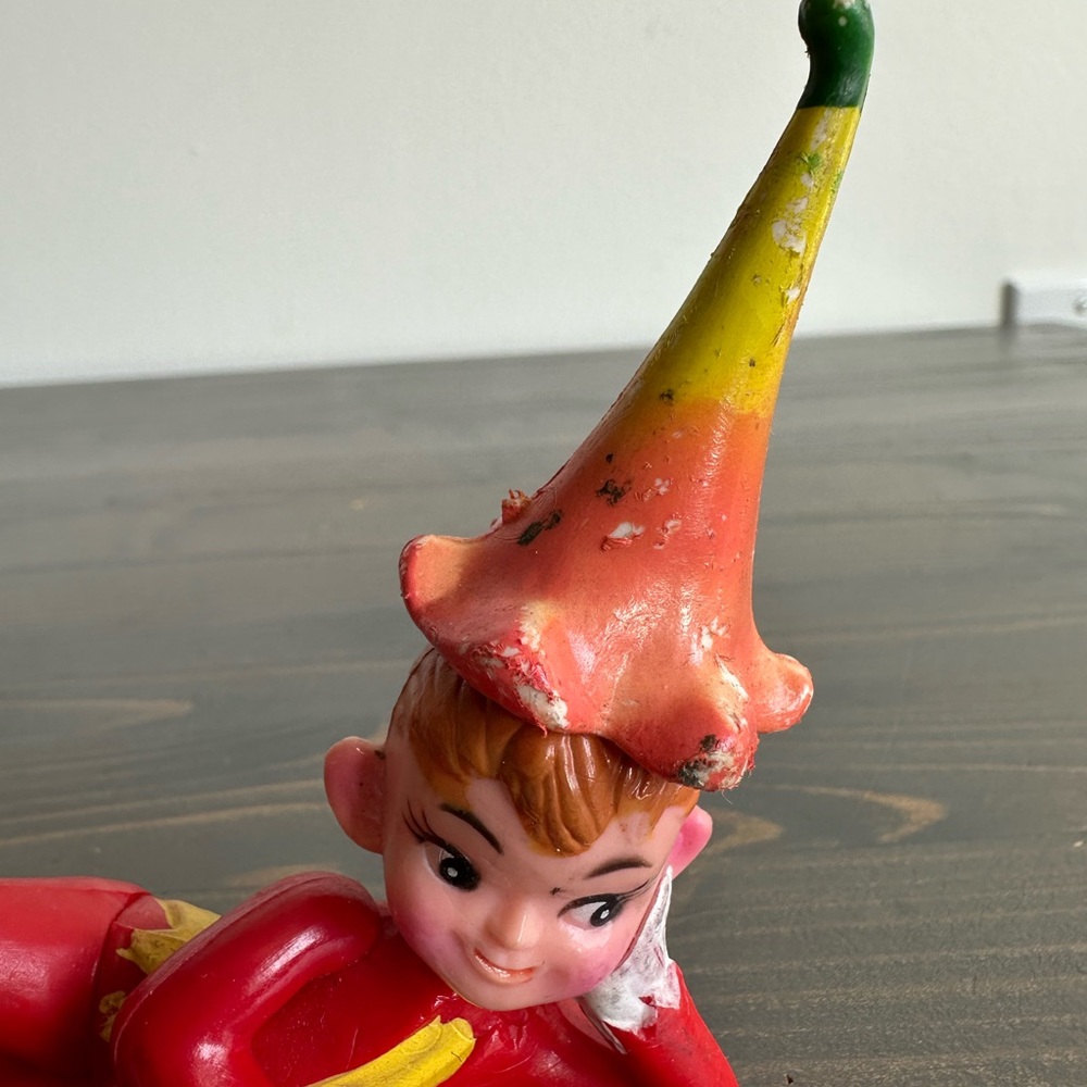 Vintage rubber pixie β€οΈπ§‘ππ - Picture 2 of 9